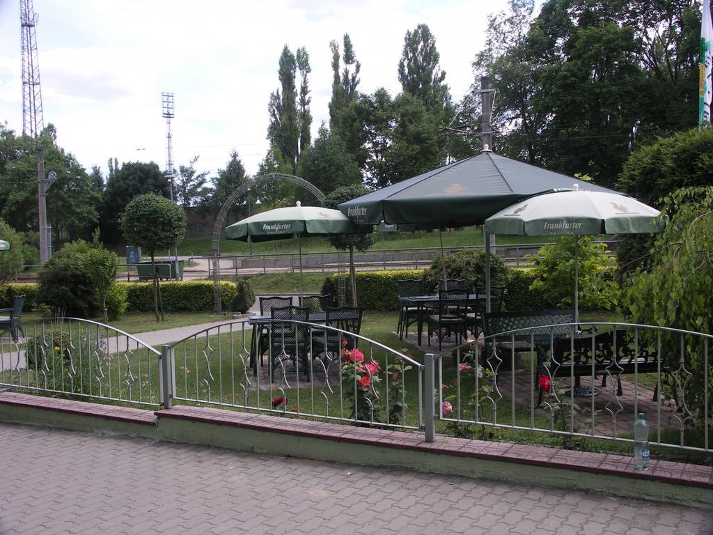 3 Sterne Hotel Frankfurt-Oder Zur Alten Oder Φρανκφούρτη  Εξωτερικό φωτογραφία
